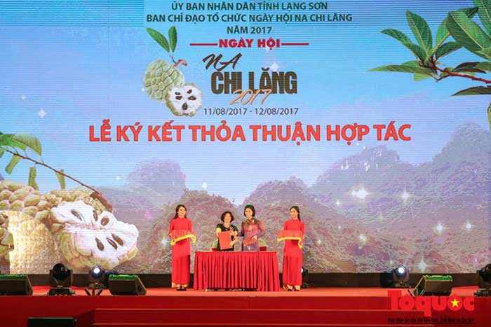 Hội chợ sản phẩm nông nghiệp an toàn, đươc bảo hộ chỉ dẫn địa lý: Tuần lễ quảng bá Na Chi Lăng và đặc sản Lạng Sơn 2018
